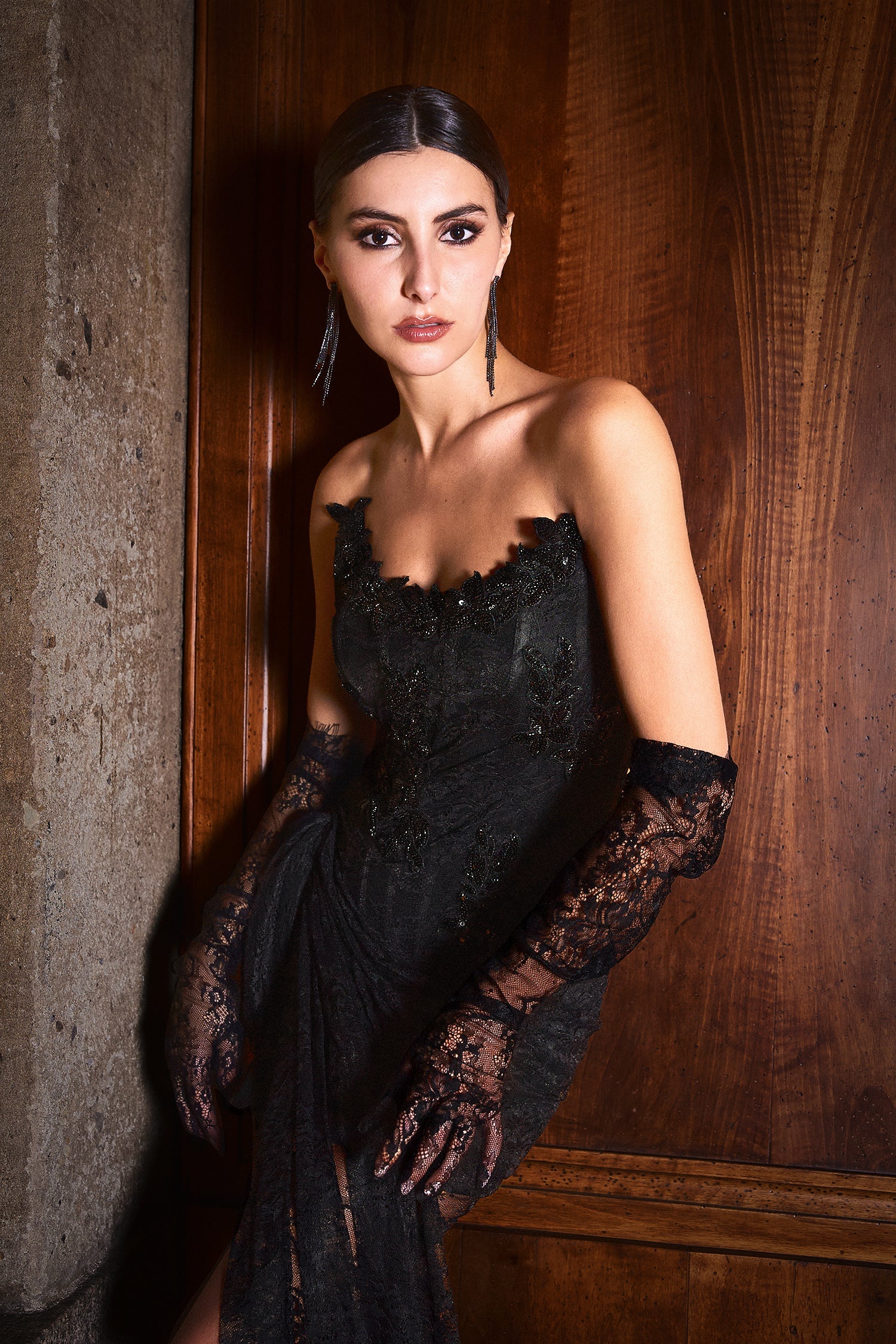 Thandiwe Lace Strapless Maxi Dress D231100300