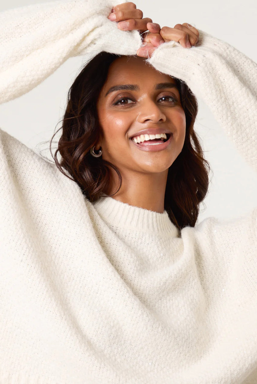 Round Neck Sequin Detailed Jumper BV258506014