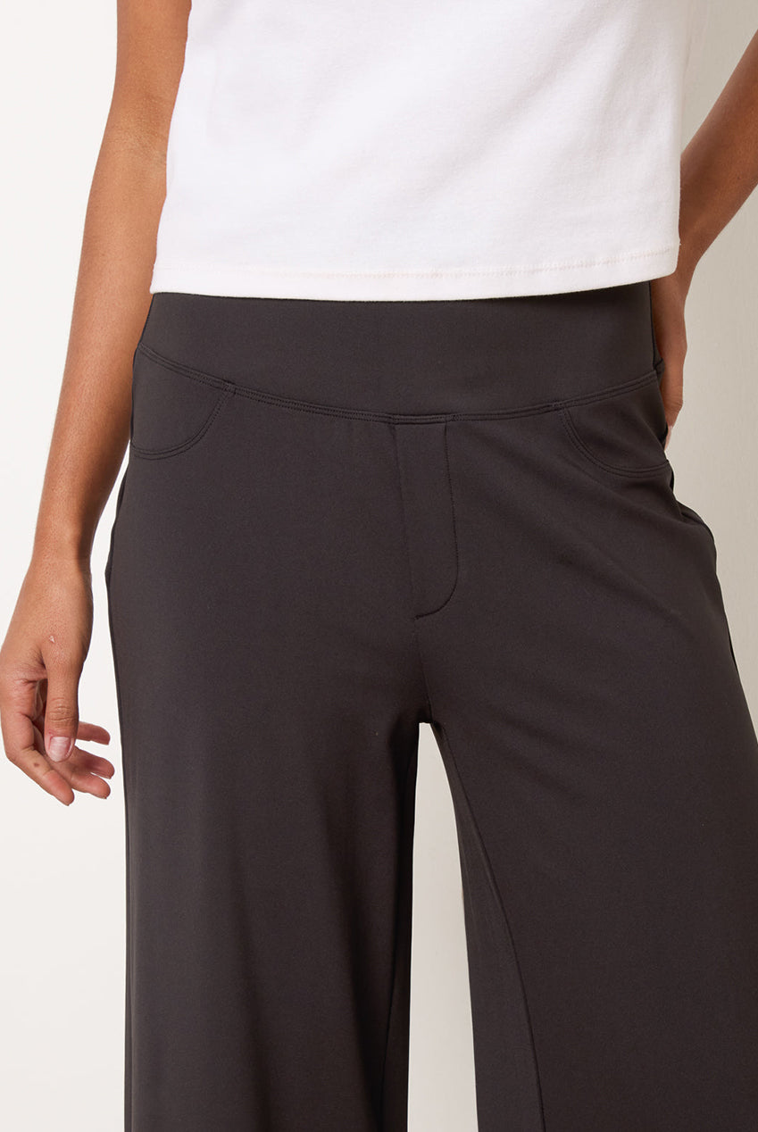 Wide Leg Soft Touch Trousers With Stretch BV261204003