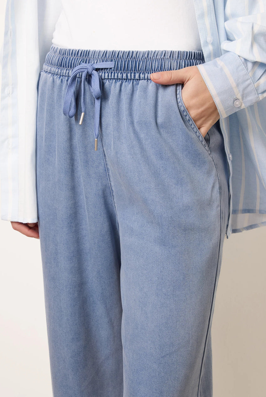 Elasticated Waist Wide Leg Jeans BV269258018