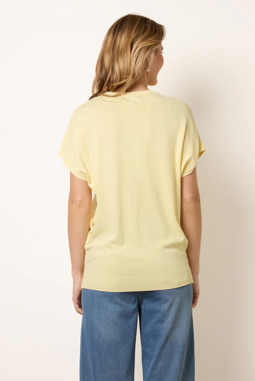 Textured Sleeveless Knit Top BV3912178
