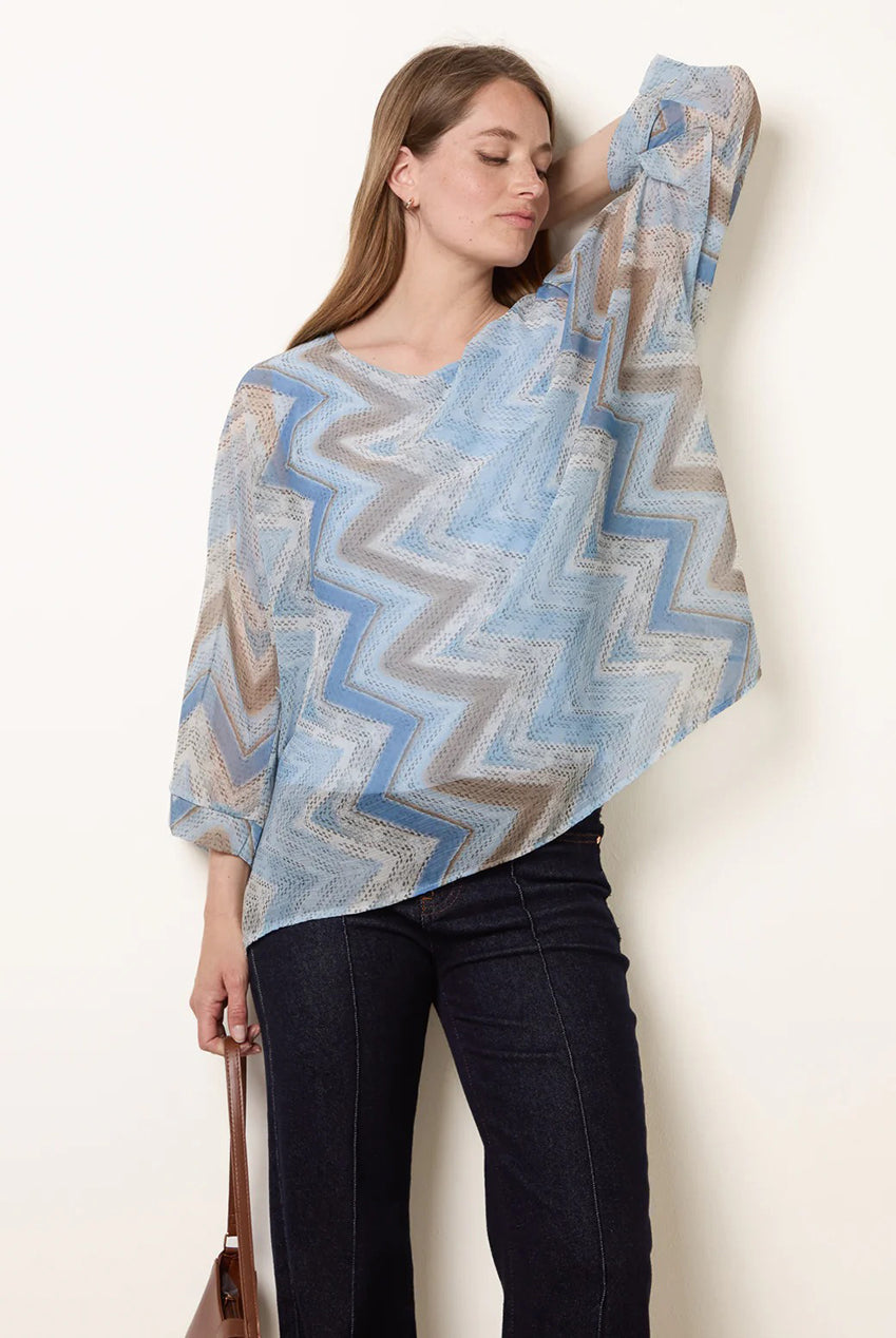 Zig Zag Round Neck Oversized Top BV6216IT002