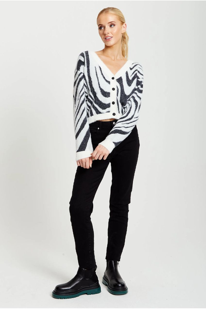 Fluffy Black And White Cardigan D1-LS-L22AW019