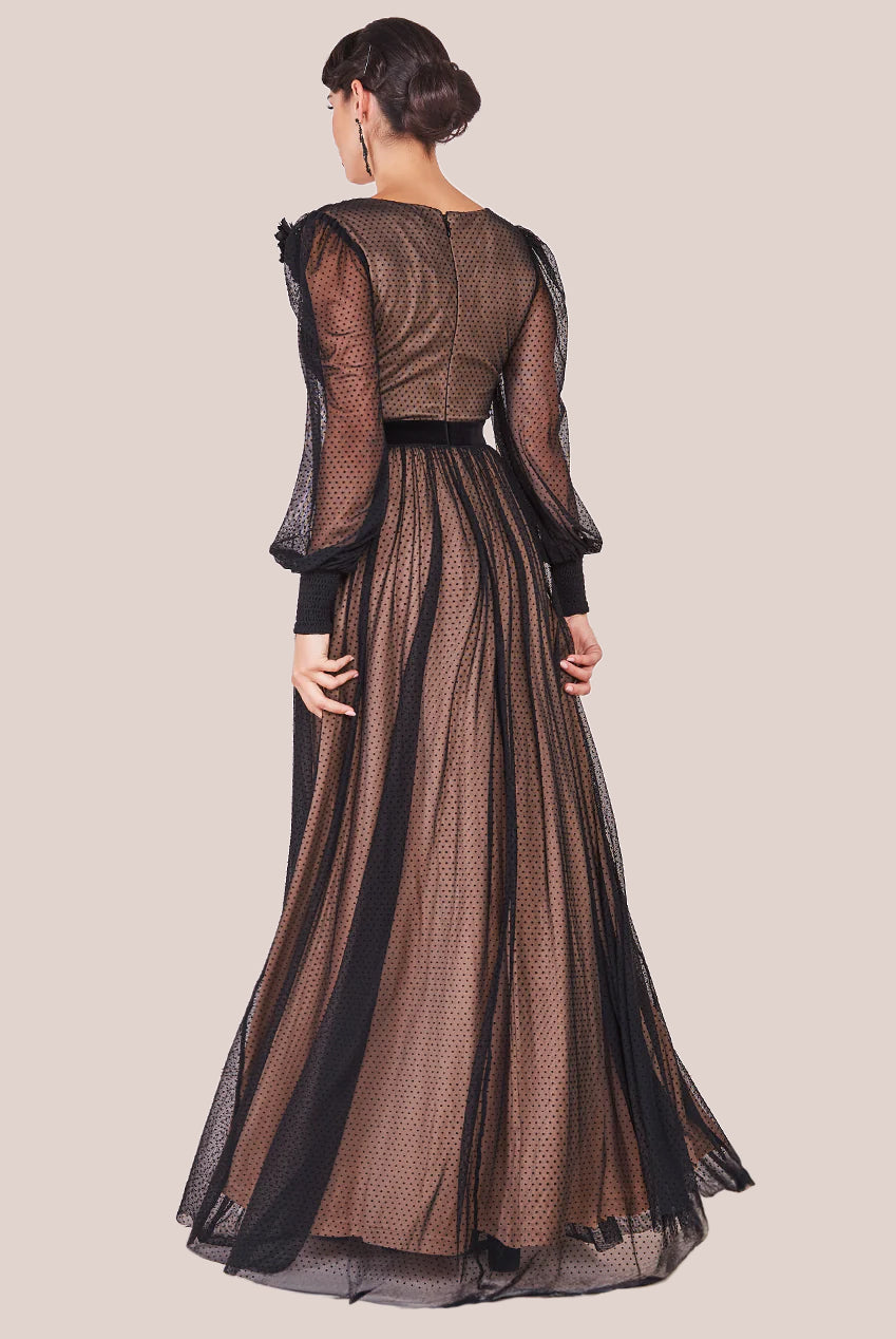 Corsage V-Neck Dobby Mesh Maxi - Black DR4001