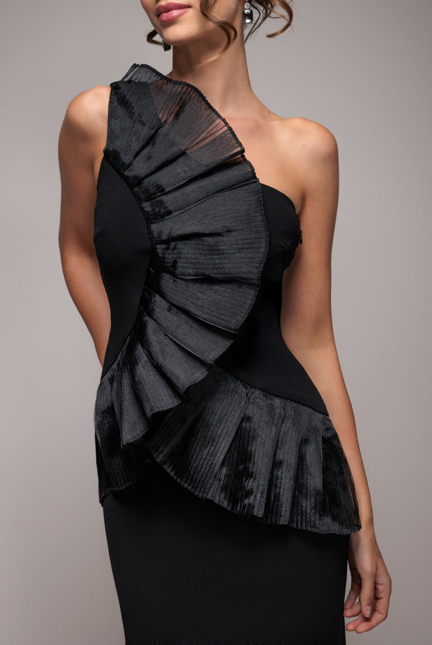 One Shoulder Pleated Fan Maxi Dress - Black DR4075