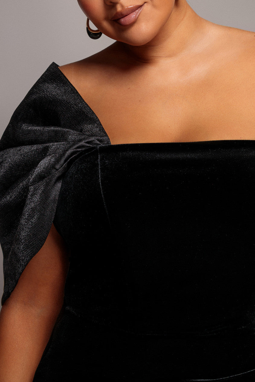 Off Shoulder Velvet Maxi Dress With Textured Satin Back Bow - Black DR5161PLUS