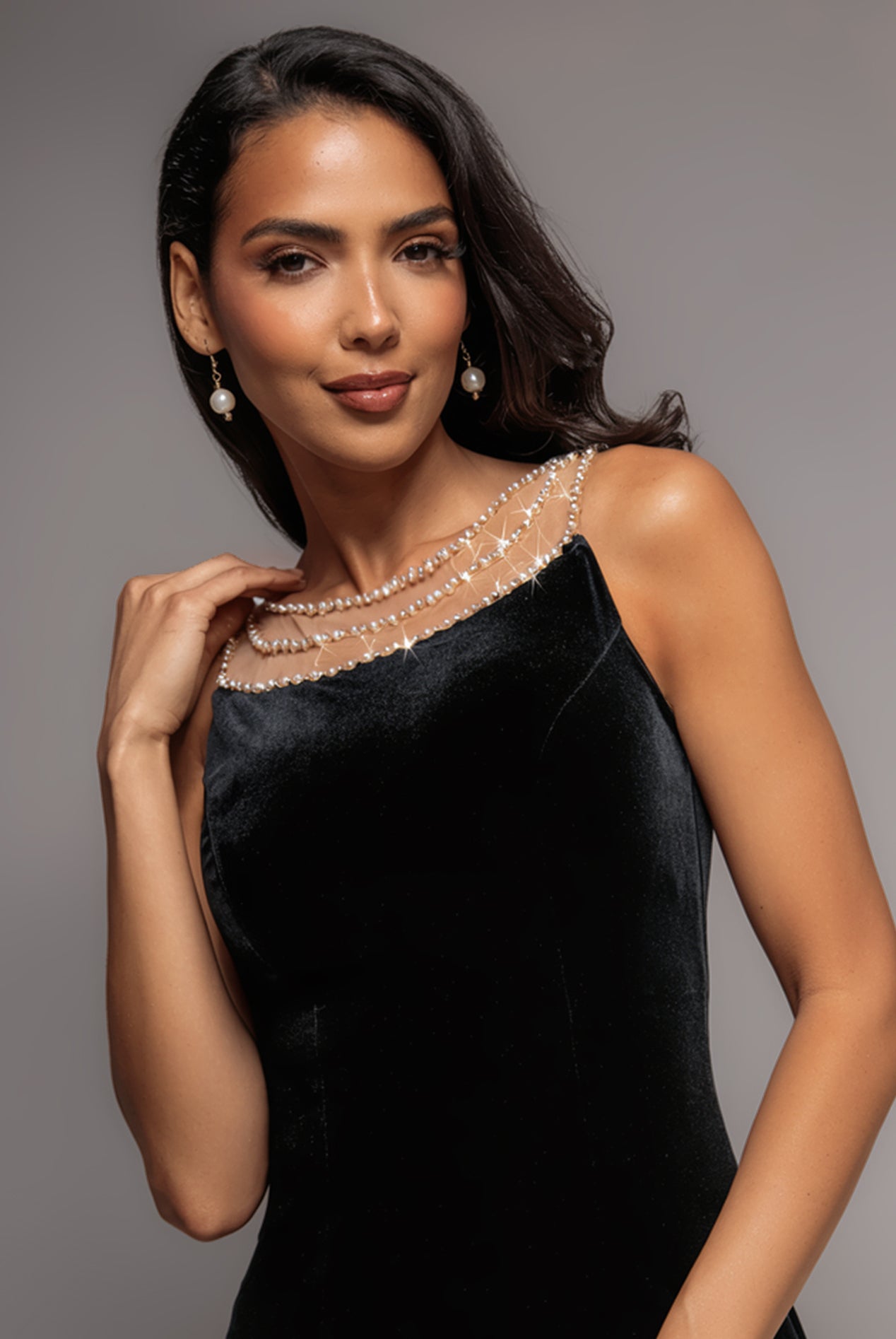 Pearl Diamante Neck Velvet Maxi Dress - Black DR5234