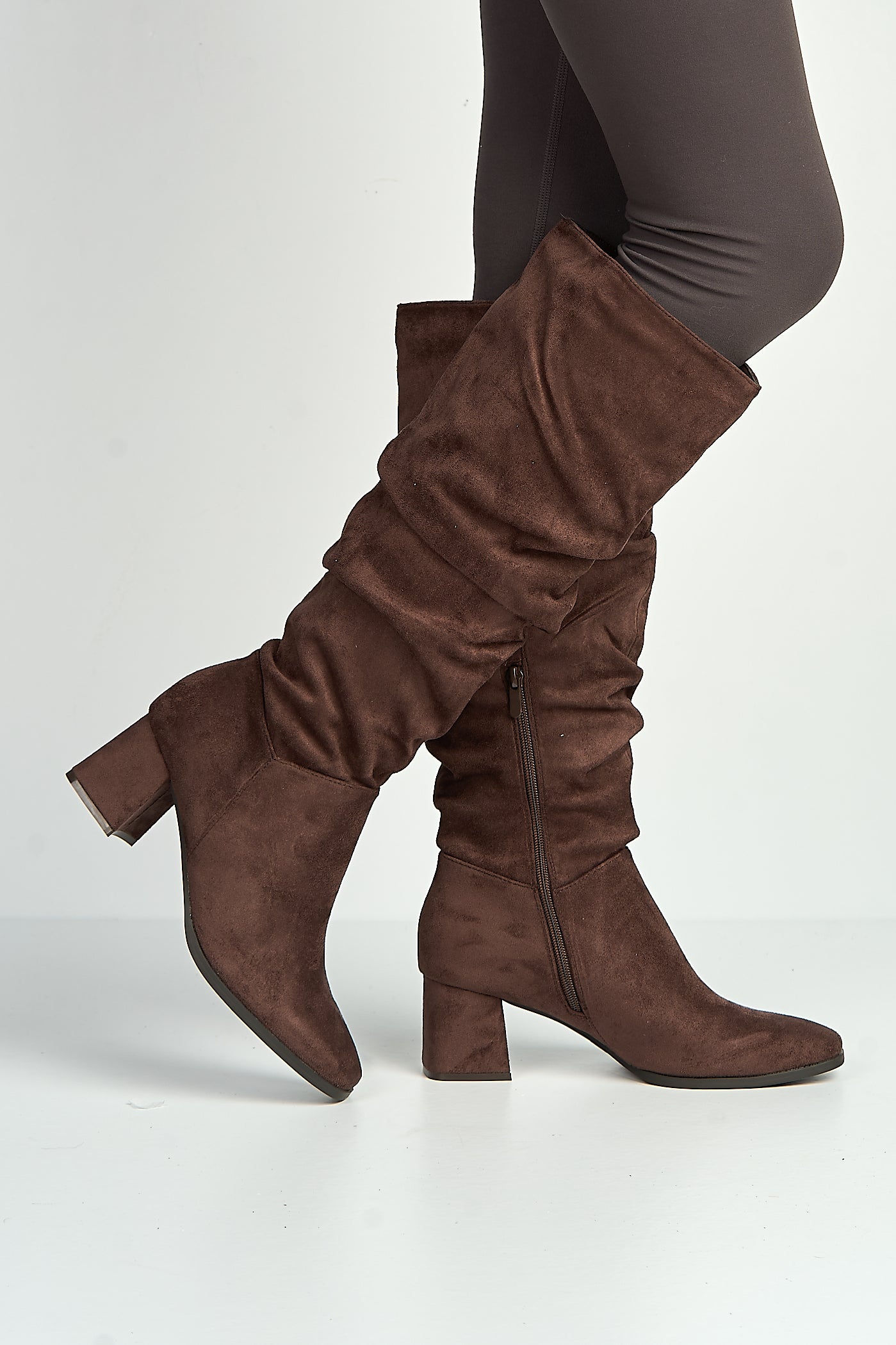 Giana Rouched Block Heel Knee High Boots In Chocolate LS9817-CHOC
