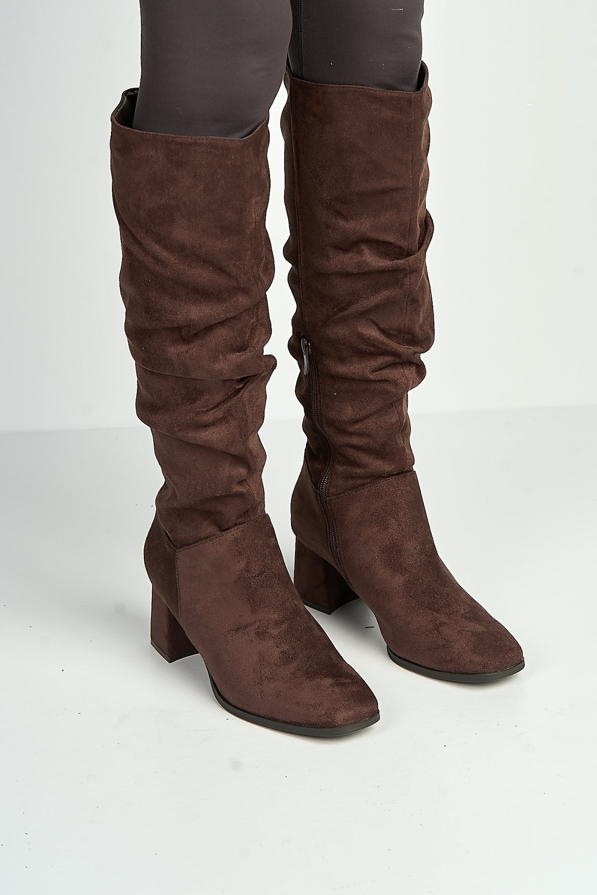 Giana Rouched Block Heel Knee High Boots In Chocolate LS9817-CHOC