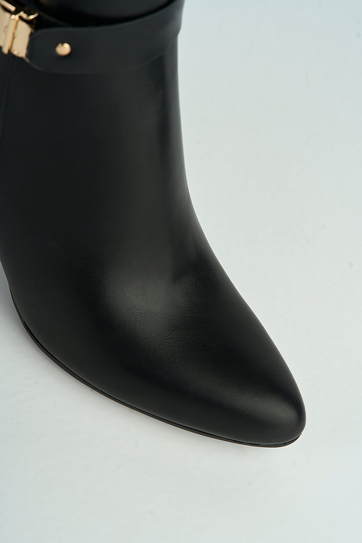 Emilia Gold Buckle Block Heel Knee High Boots In Black MARS60-BLKMT