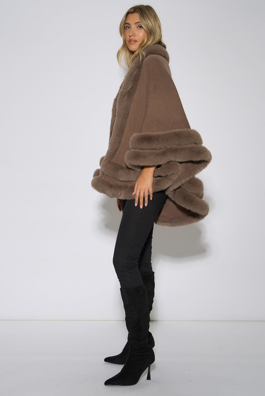 Brown Double Layer Fur Trim Cape GL2307