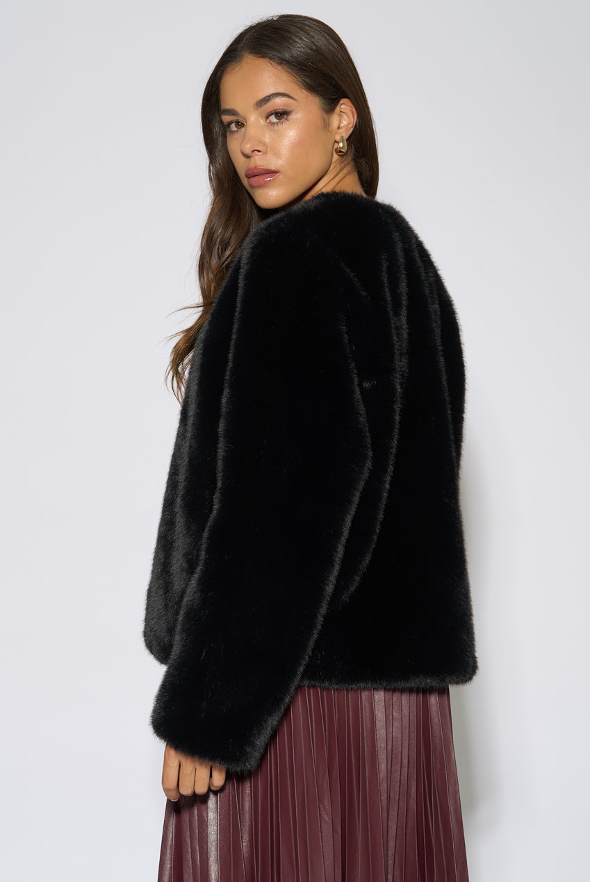 Black Short Faux Fur Jacket GL2310
