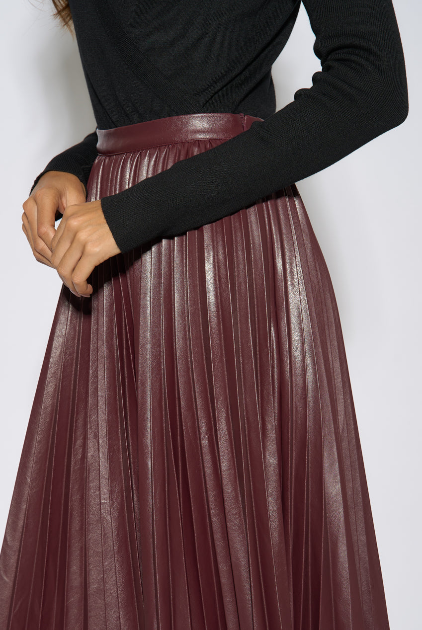 Burgundy Pleated Faux Leather Midi Skirt GL2349