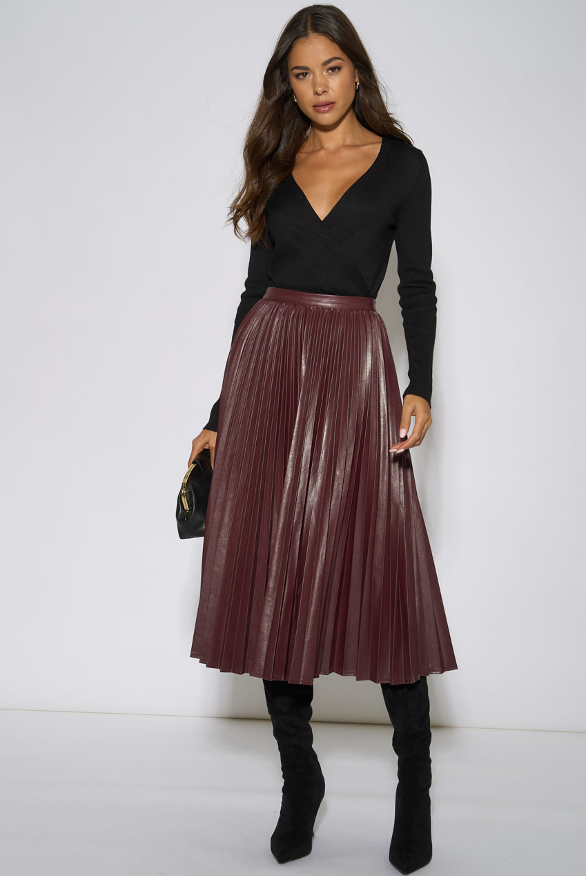 Burgundy Pleated Faux Leather Midi Skirt GL2349
