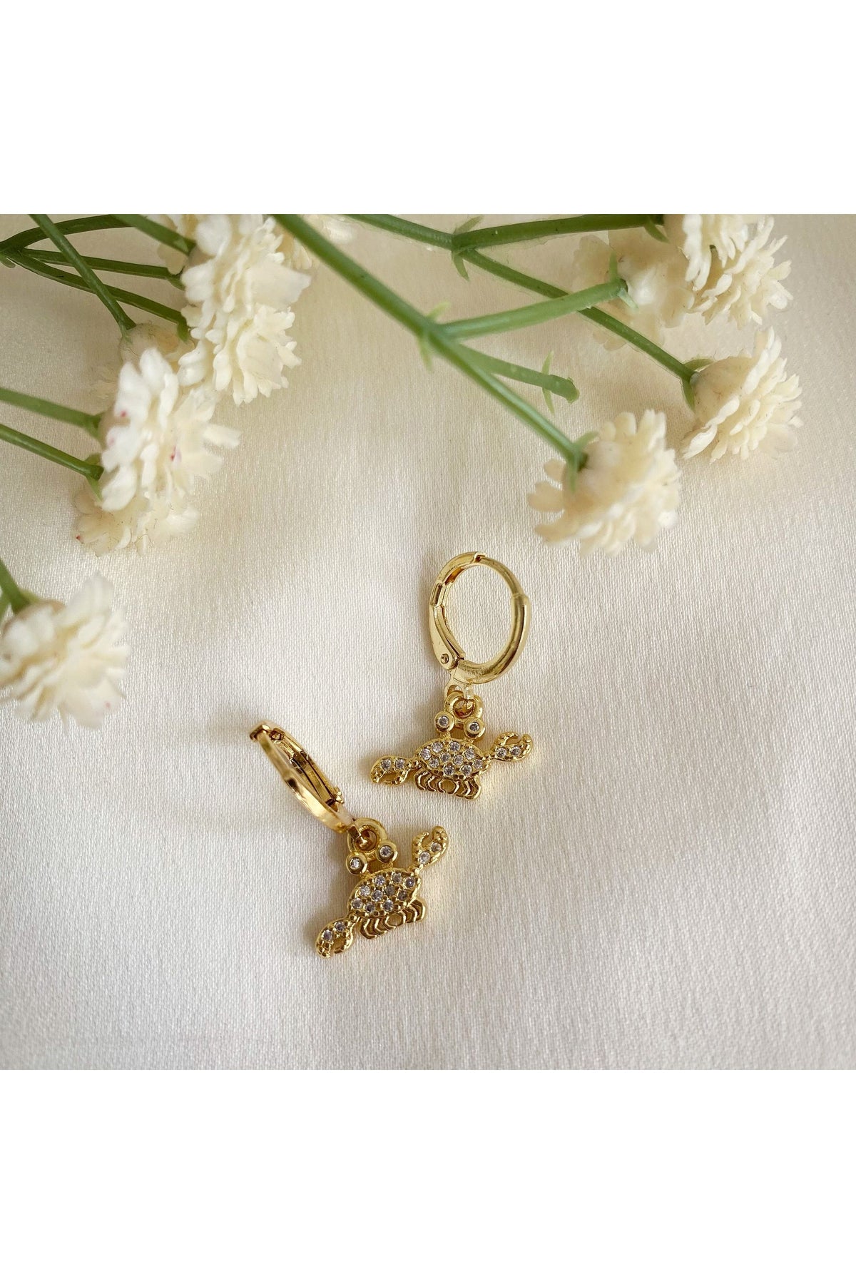 Cari CZ Crab Huggie Hoop Earrings CARINL01