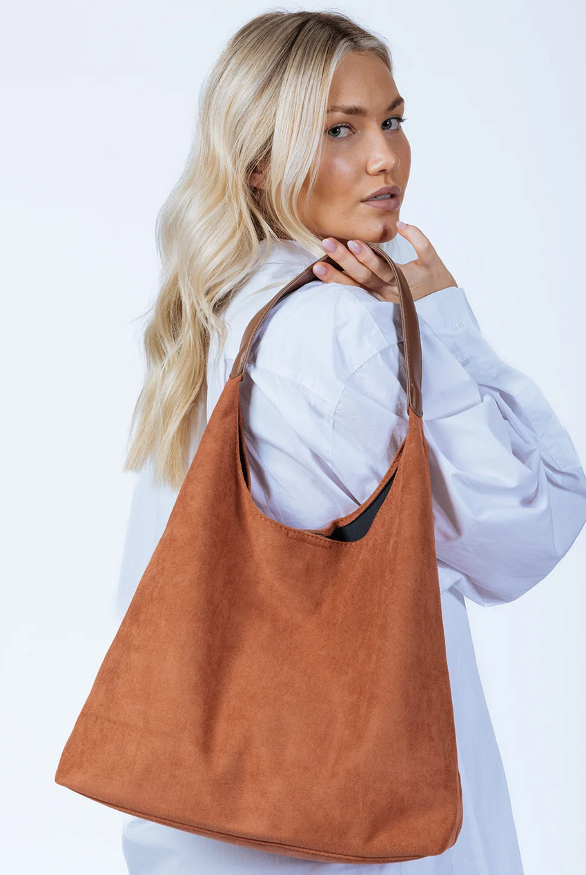 Suede Hobo Shoulder Bag In Tan HB350006