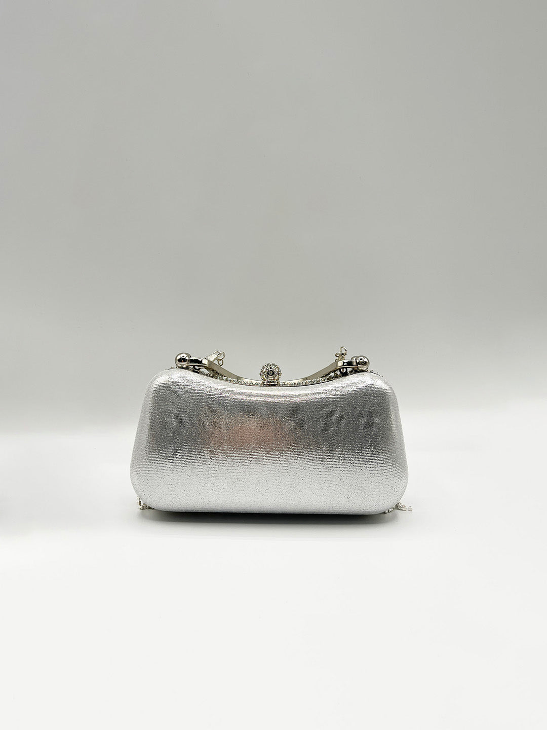 Embellished Fringe Clutch Bag In Silver HB362021