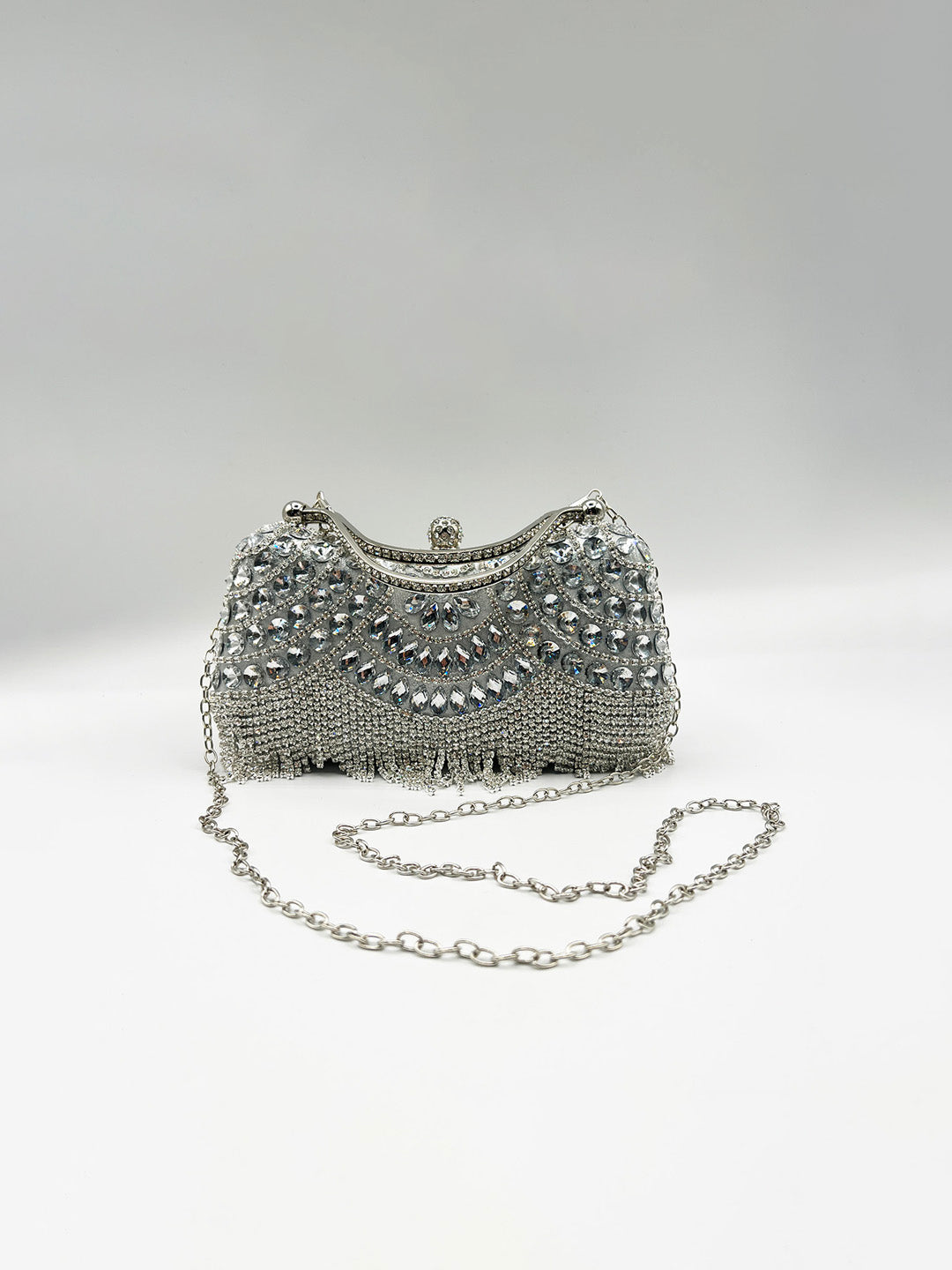 Embellished Fringe Clutch Bag In Silver HB362021