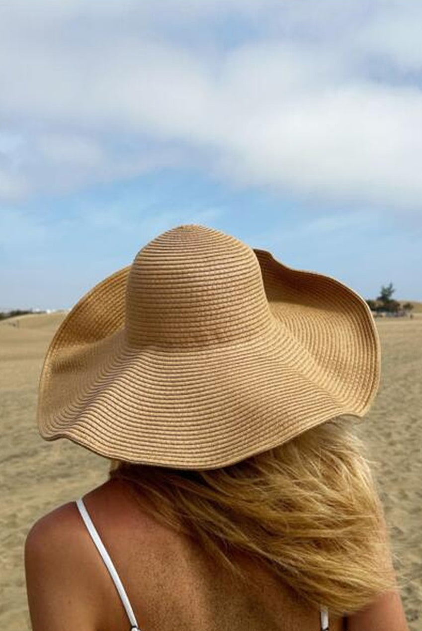 Oversized Straw Summer Hat HW313728