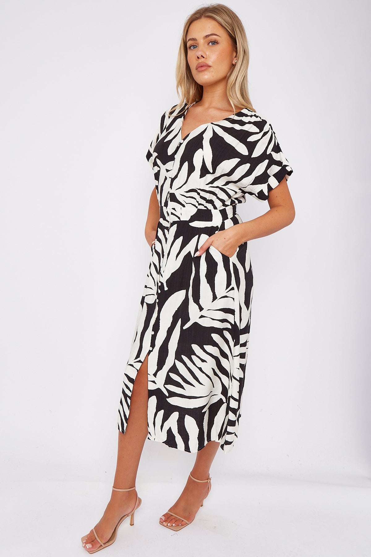 Black Leaf Print Short Sleeve V Neck Midi Dress LS-2433-B2