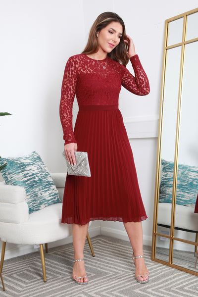 Red - Red Long Sleeve Lace Pleated Dress by Double Second
