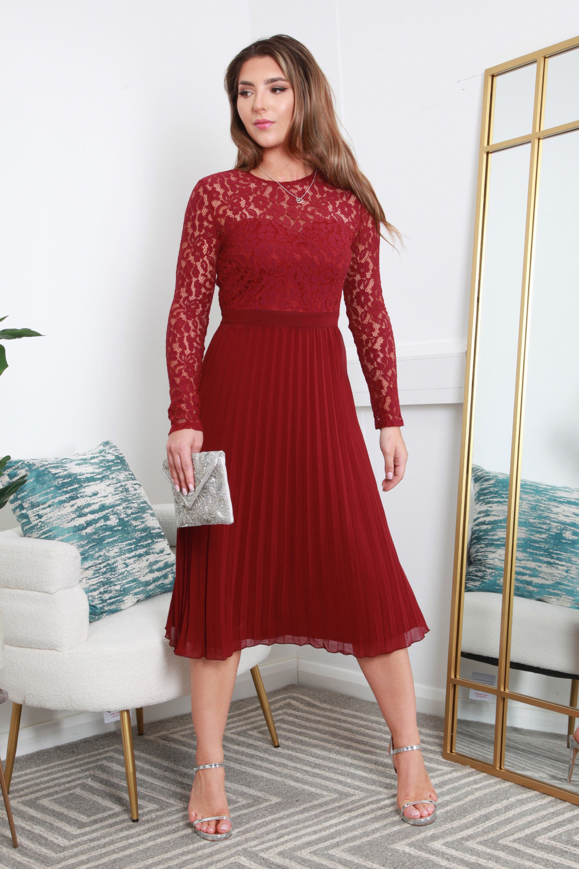 Long sleeve lace cocktail dress online