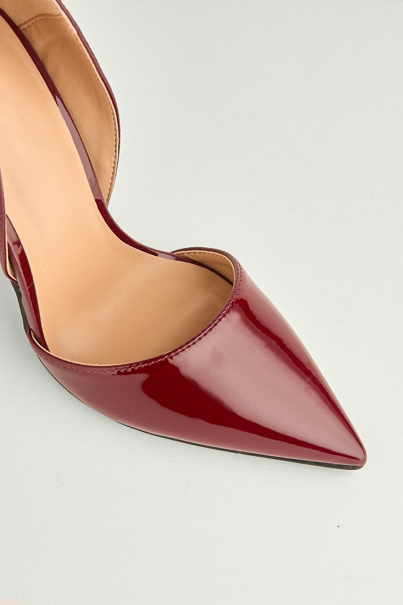 Milaya Cut-out Side Pointed Toe Court Shoes In Wine C-356-WIN