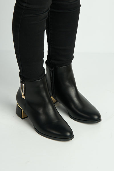 Black - Alita Gold Zip Detail Trim Block Heel Ankle Boots In Black by Miss Diva