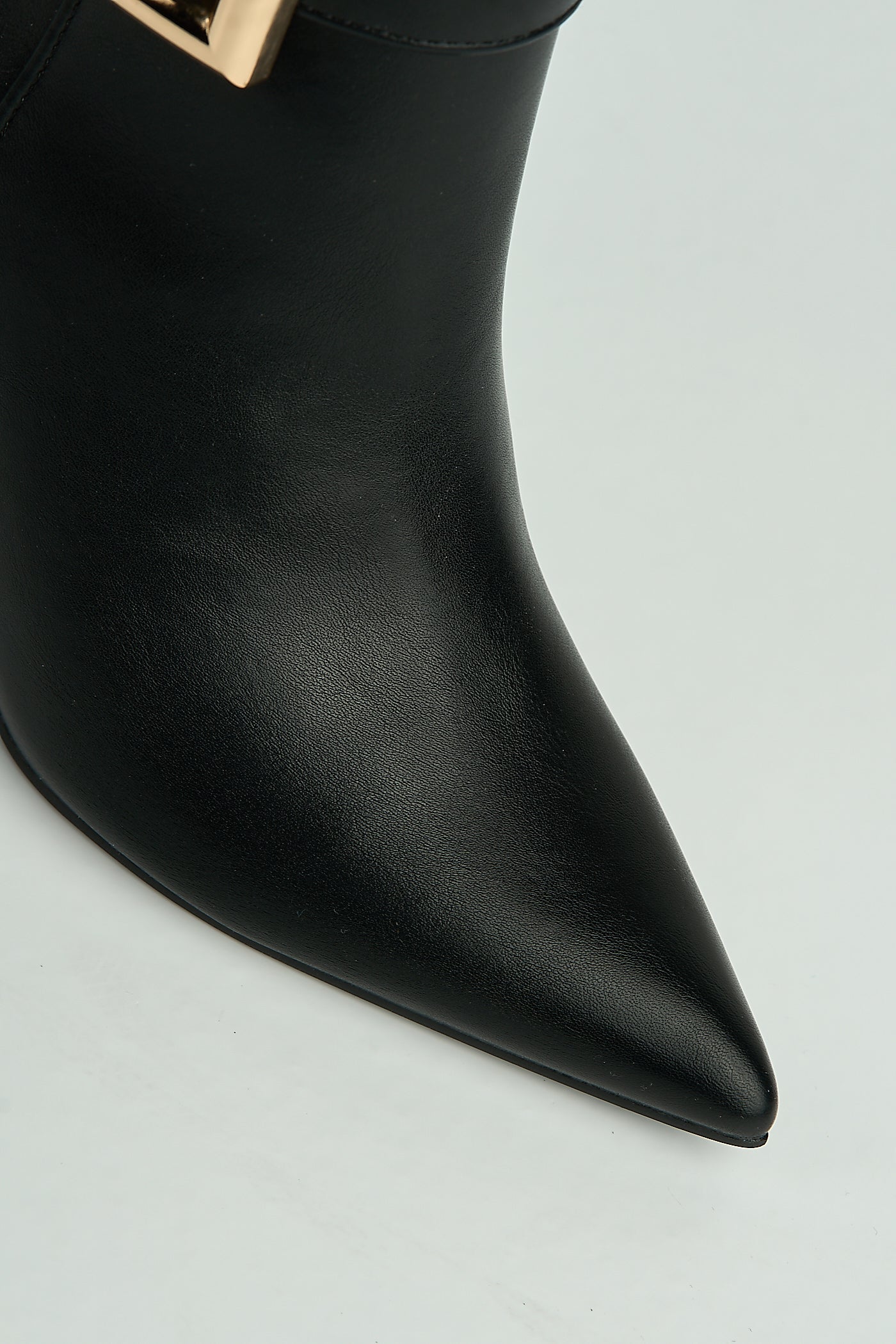 Daphne Gold Buckle Detail Pointed Toe Ankle Boots In Black X118-A6-BLK