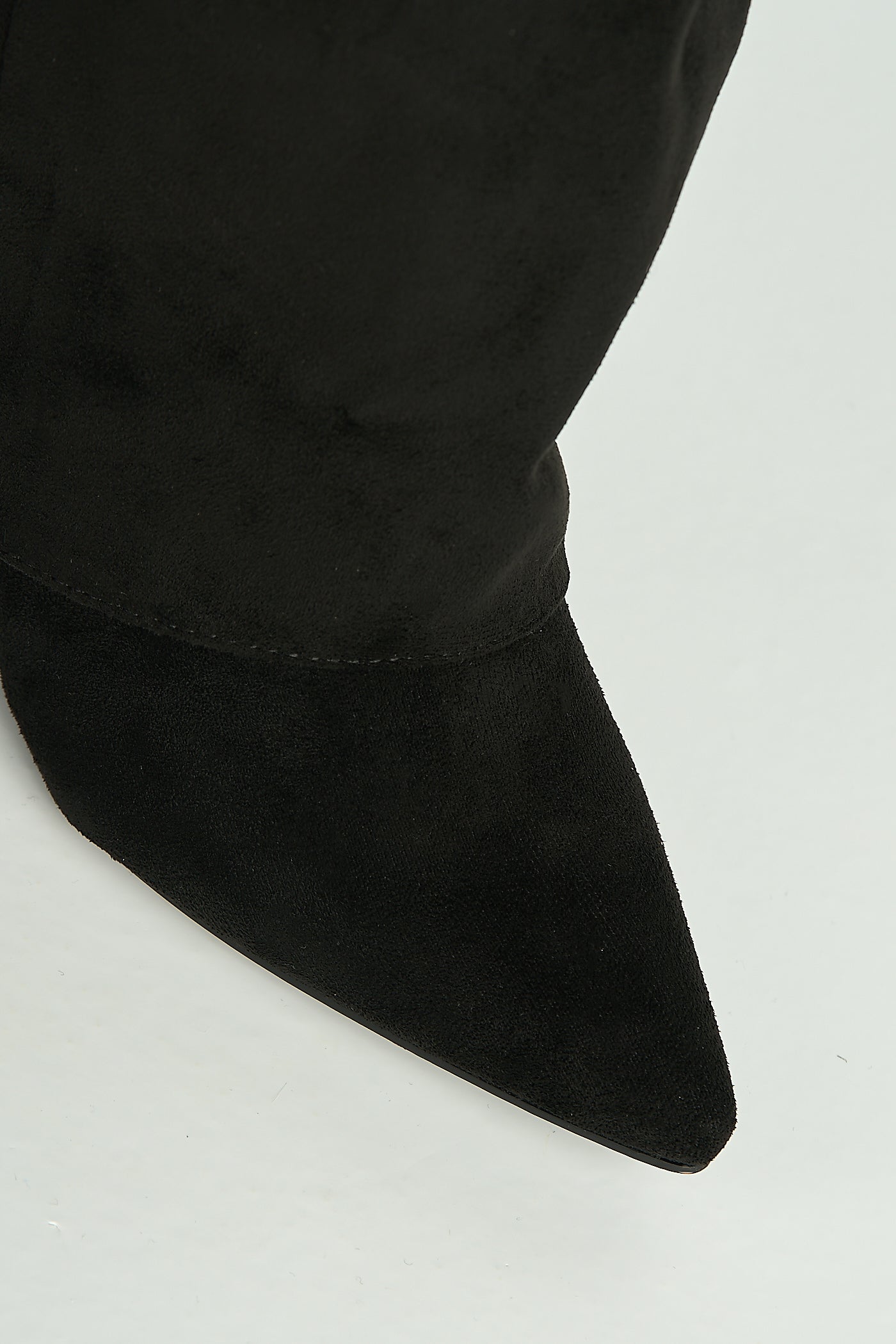 Ayma Knee High Block Heel Gold Trim Buckle Collar Boot In Black Suede RANGER11-BLKSU