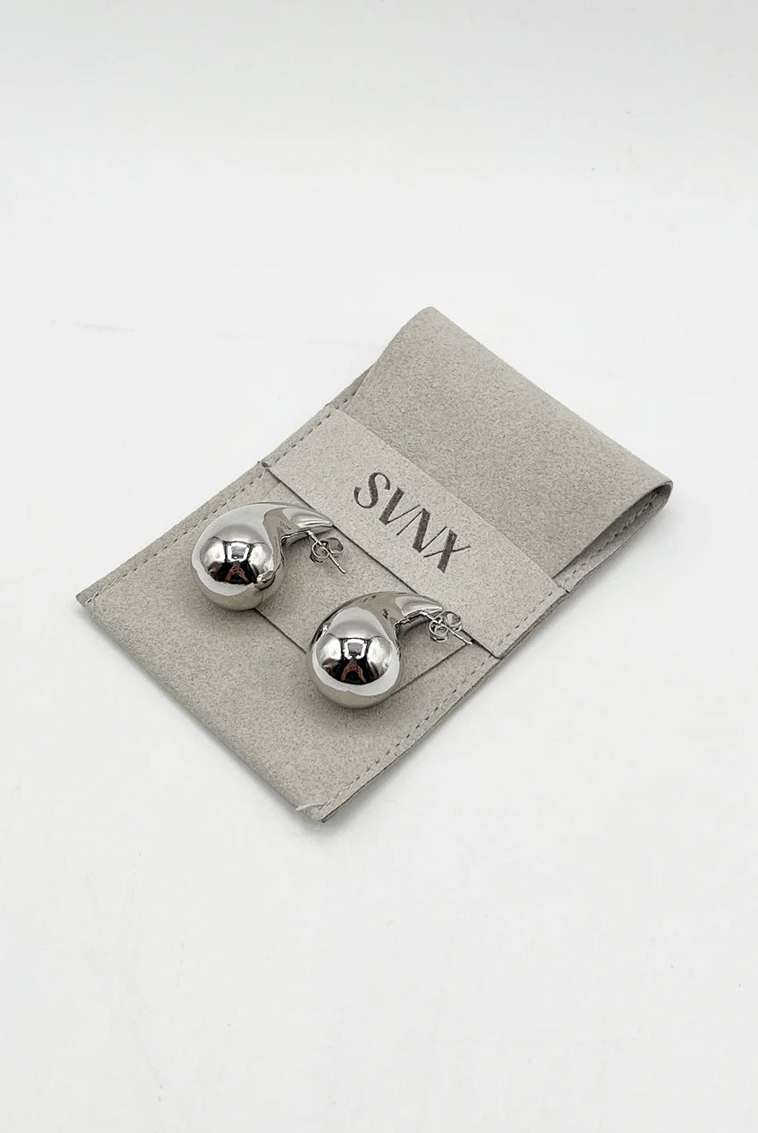 Chunky Droplet Earrings In Silver JE401021