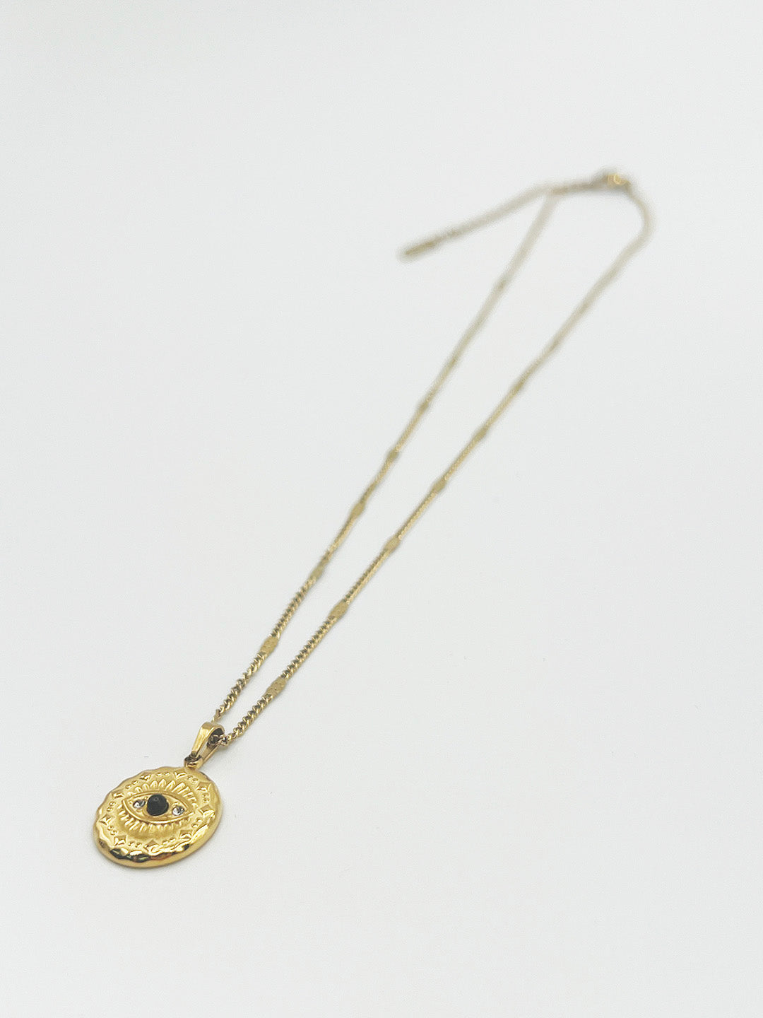 Black Evil Eye Pendant Necklace JE410902