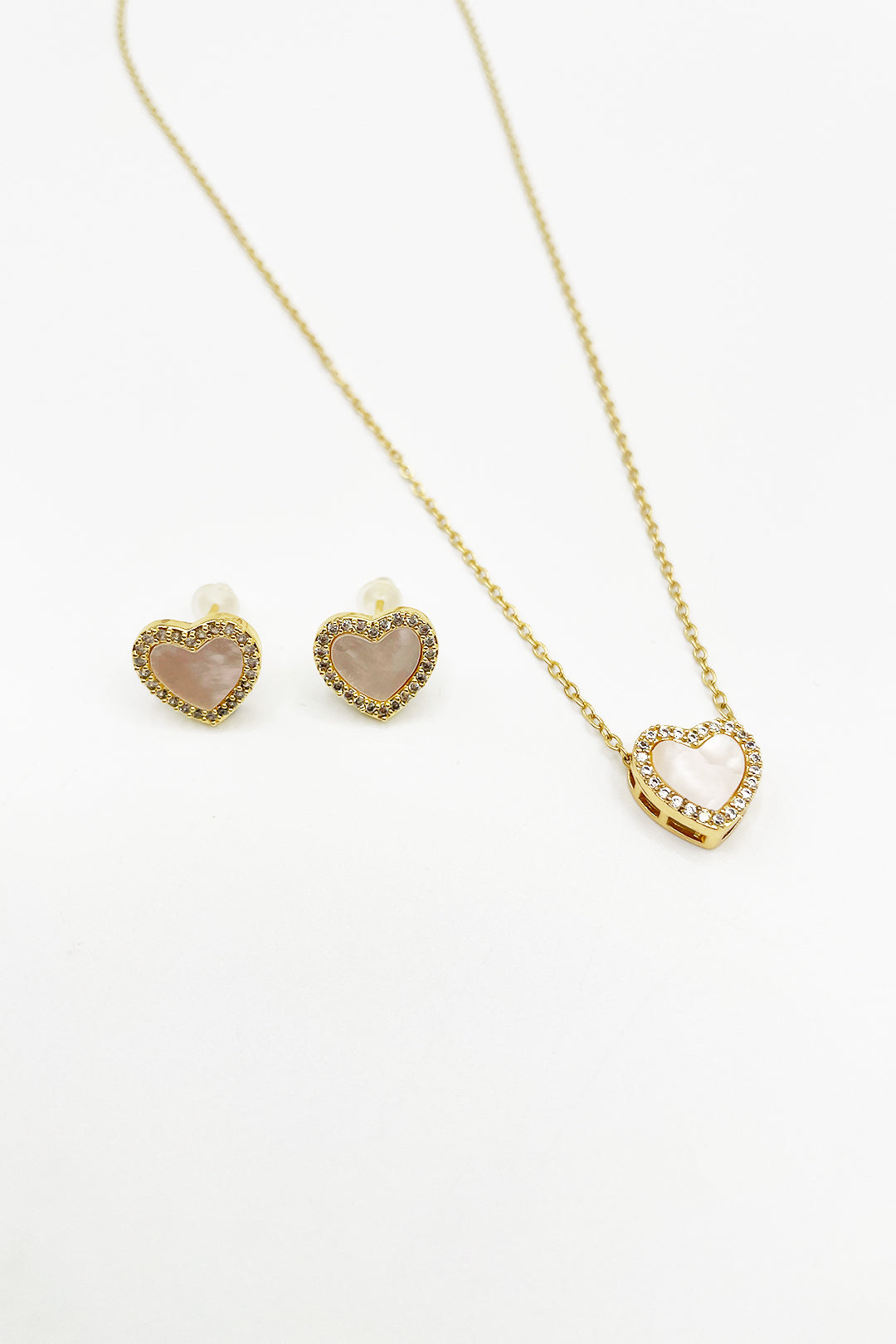 Diamante & Seashell Heart Necklace & Earrings Set In Gold - Gift Boxed JE411124
