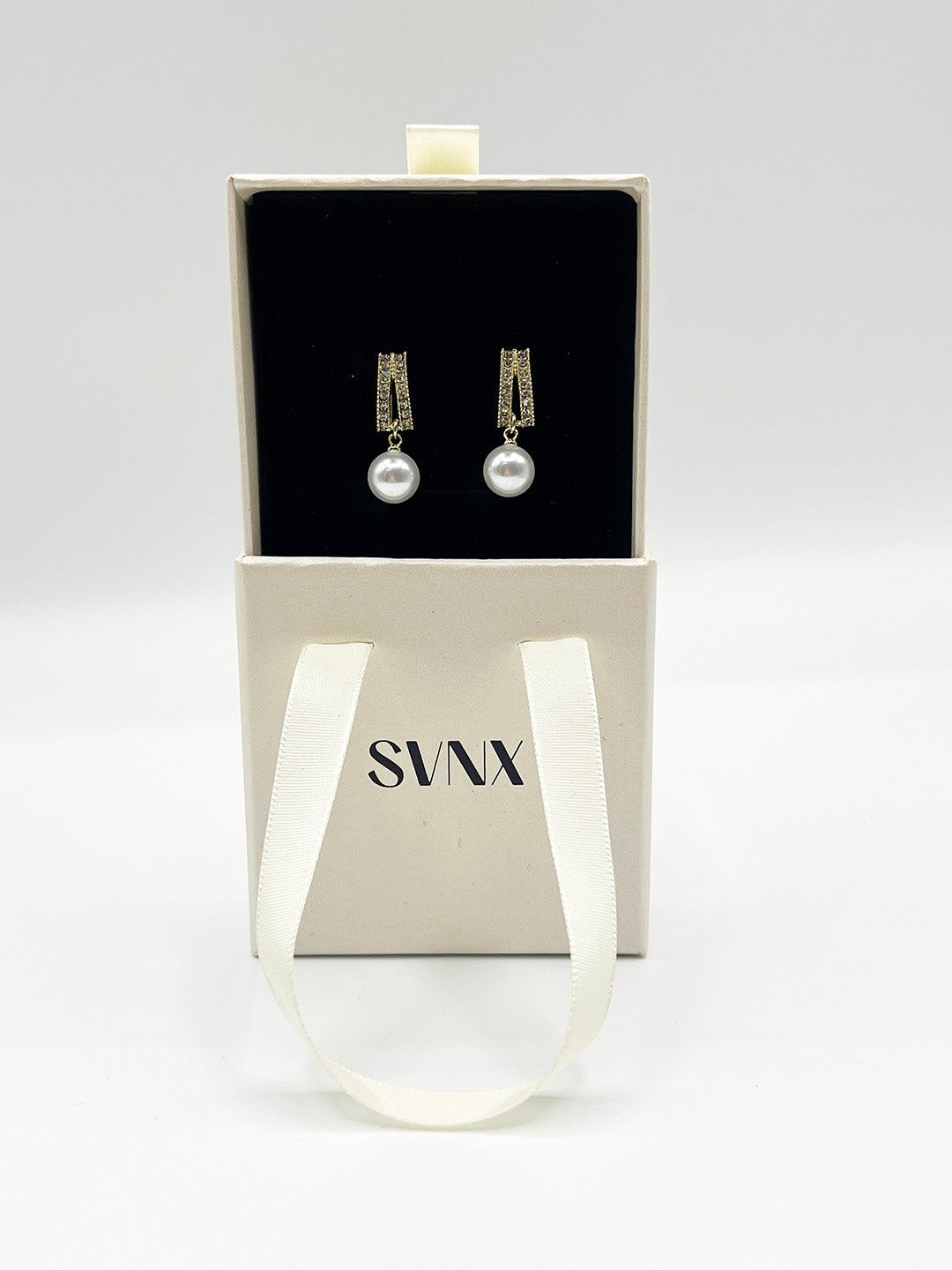 Pearl Drop Earrings - Gift Boxed JE411324