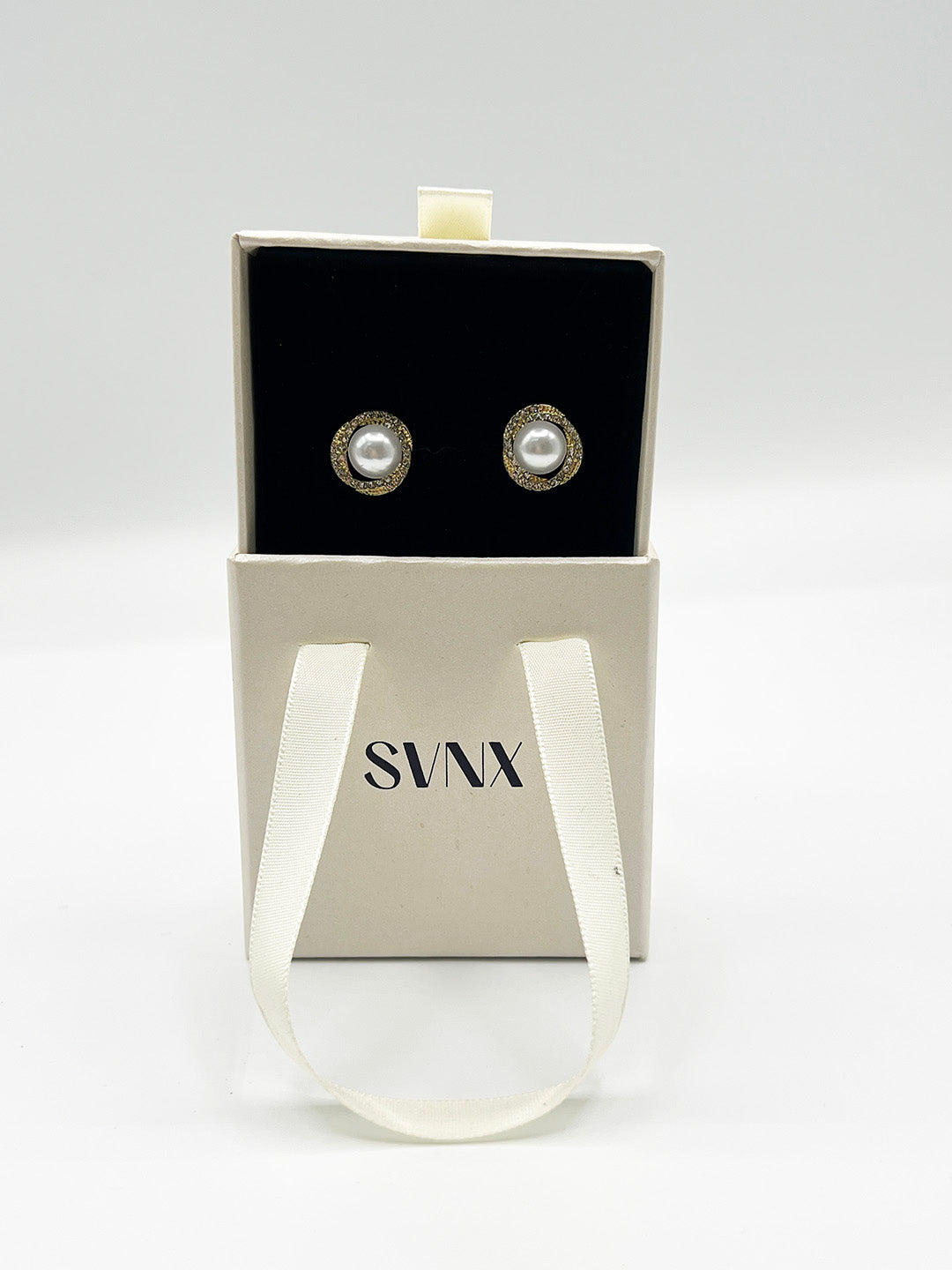 Pearl Diamante Stud Earrings - Gift Boxed JE411524