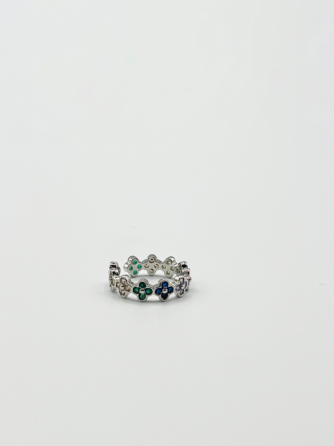 Diamante Clover Ring In Multi Silver JE411801