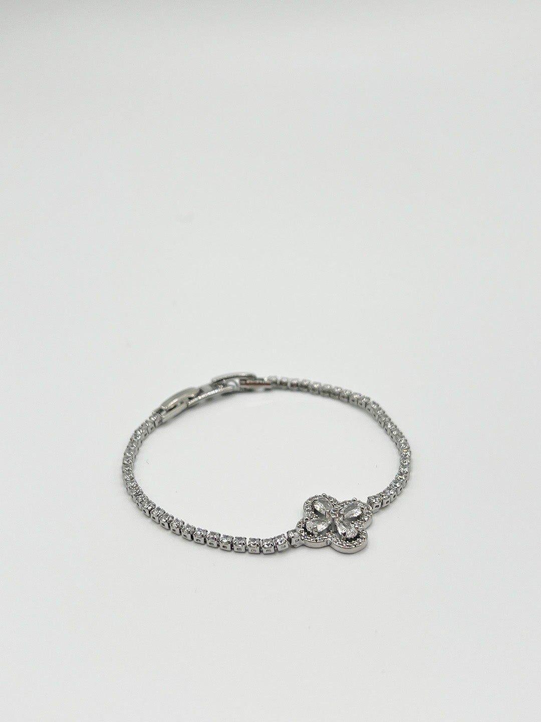 Clover Diamante Bracelet In Silver - Gift Boxed JE411921