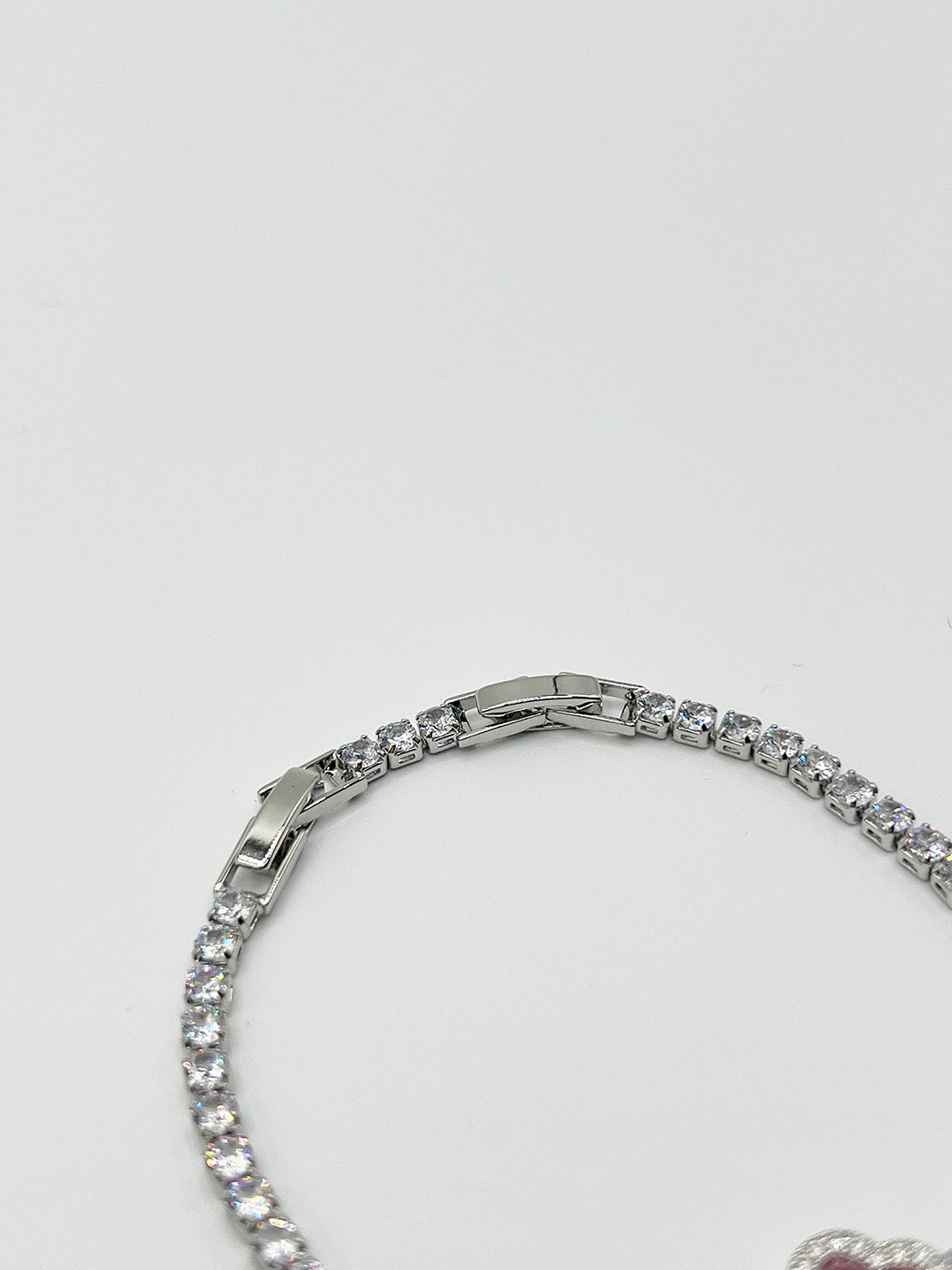 Pink Clover Diamante Bracelet - Gift Boxed JE412009