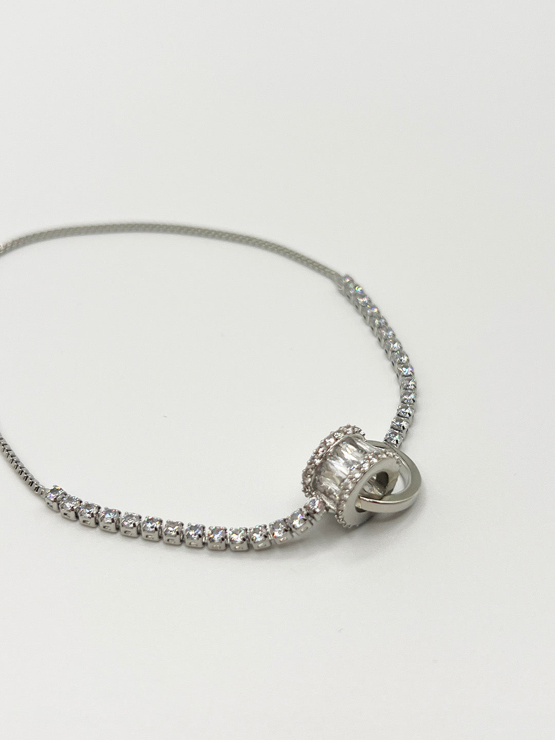 Double Ring Diamante Bracelet In Silver - Gift Boxed JE412121