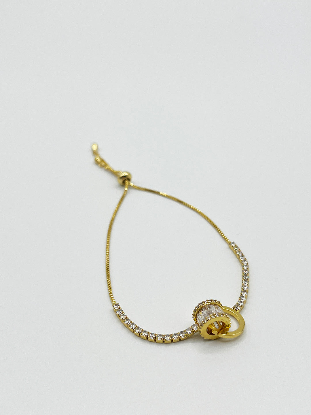 Double Ring Diamante Bracelet In Gold - Gift Boxed JE412124
