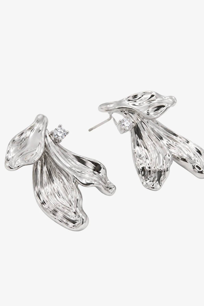 Kinmokusei Silver Petal Statement Earrings US01-13490