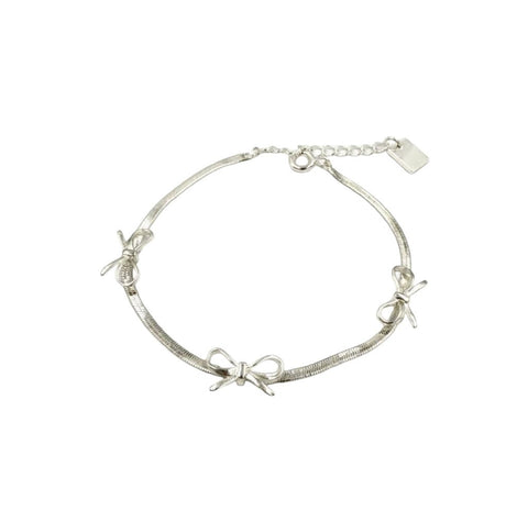 Last True Angel Bow Trio Bracelet In Silver