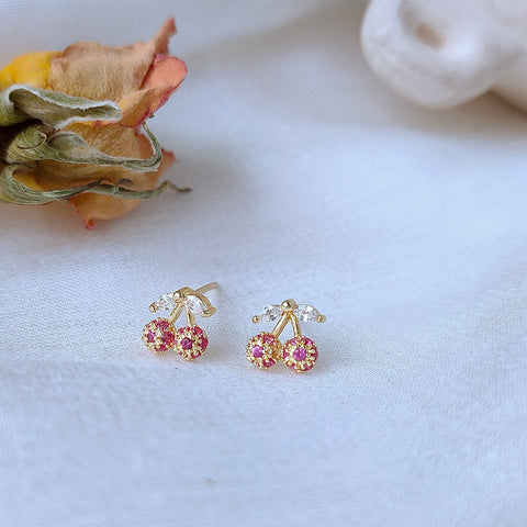 Cubic Zirconia Cherry Earring In Gold LEN423G