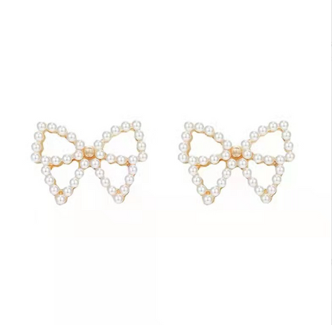 Last True Angel Pearl Bow Earrings