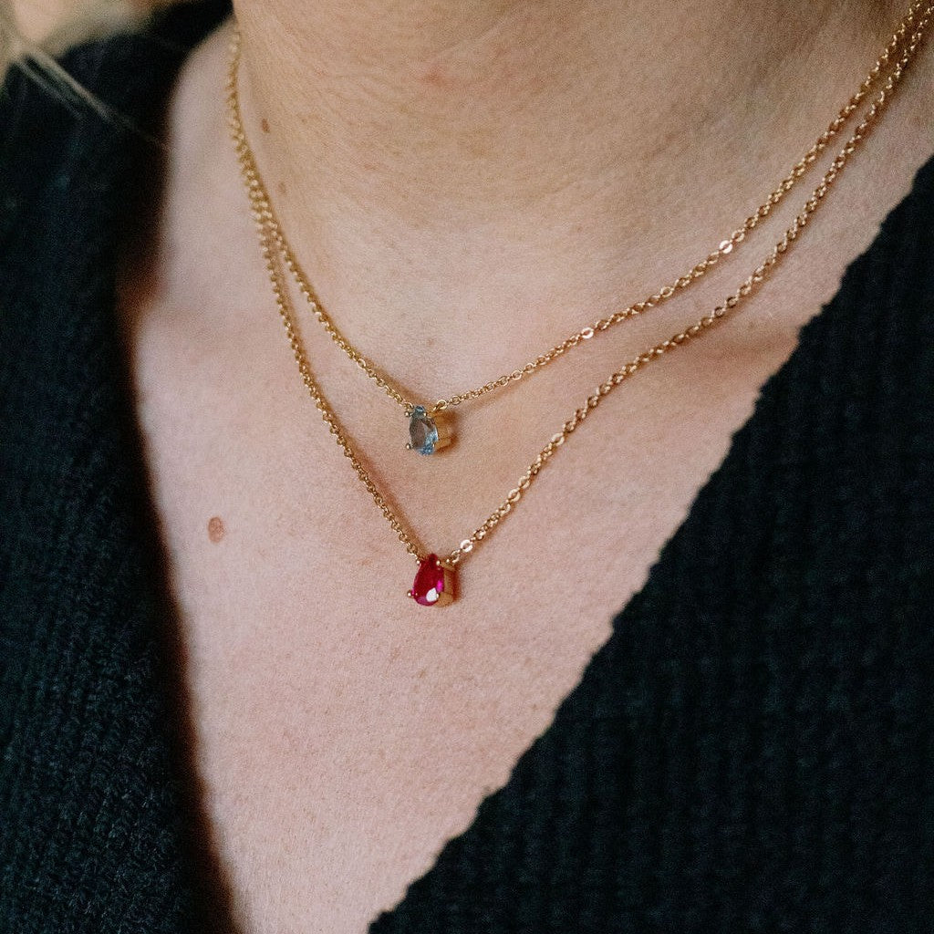 Teardrop Pendant Necklace In Pink LNN304H
