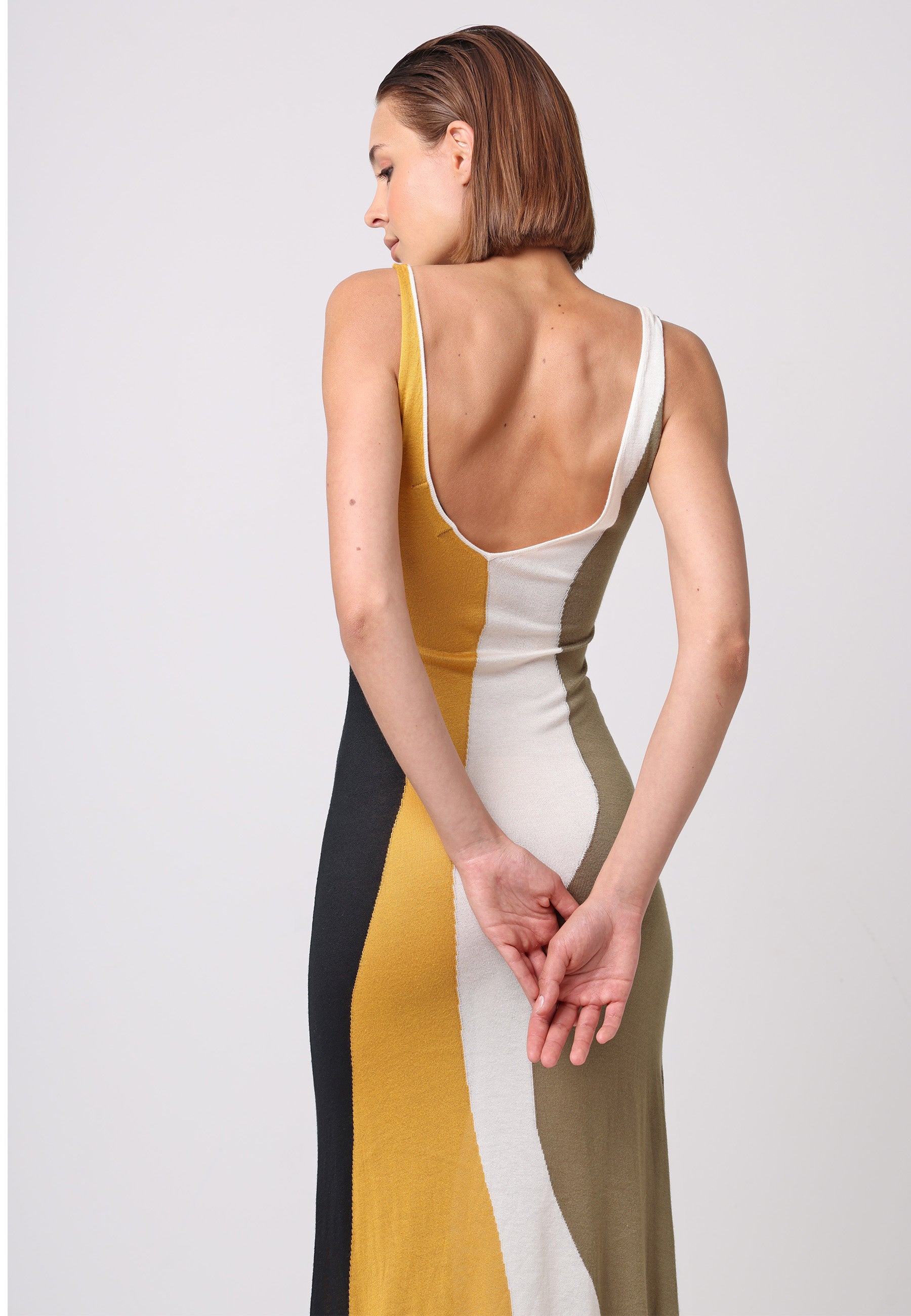 Soft Knit Sleeveless Maxi Dress In Abstract Multi Print M038256MUTIF