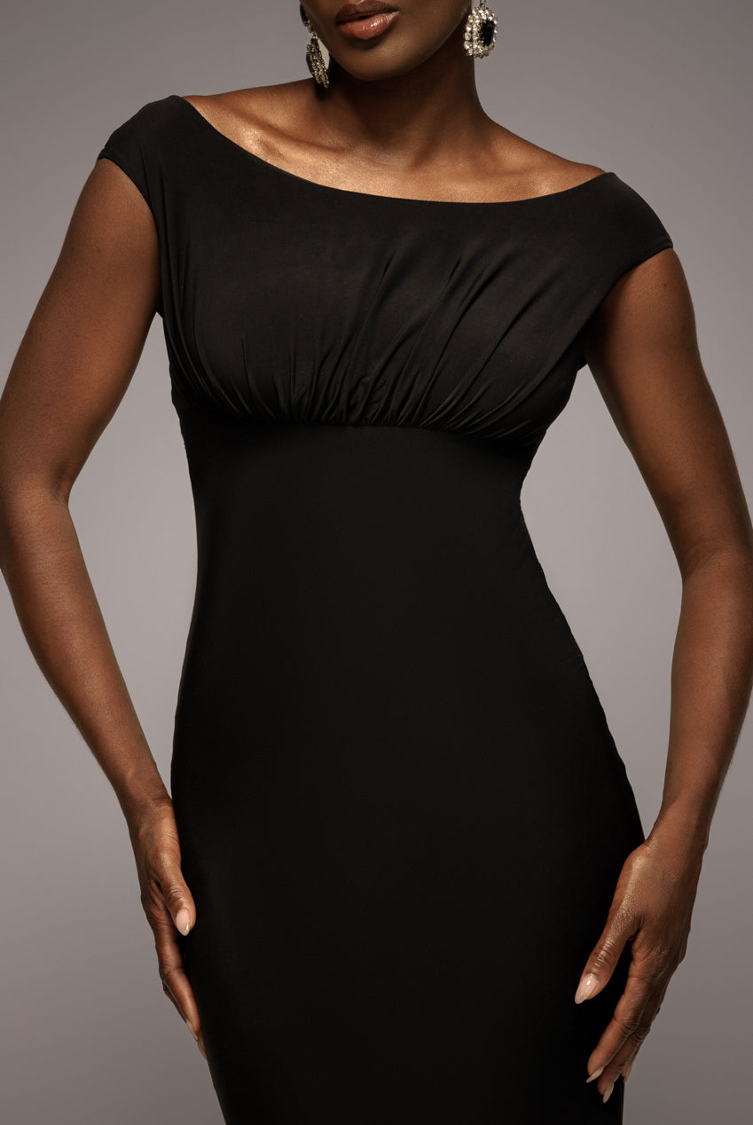 Open Back Cowl Neck Gathered Maxi Dress With Velvet Tie Back - Black DR4856