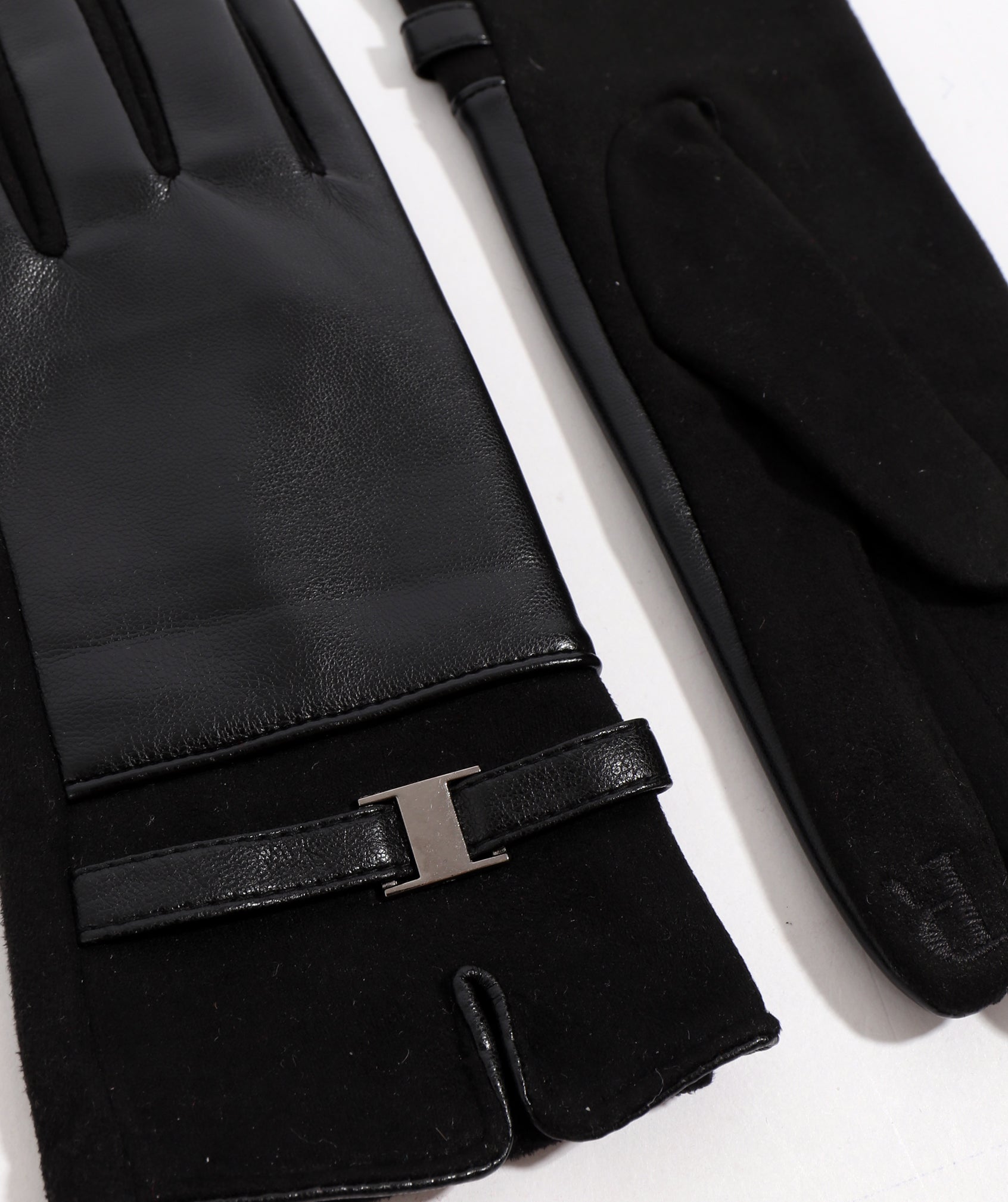 Marnie Glove - Black MAR015-BLA001