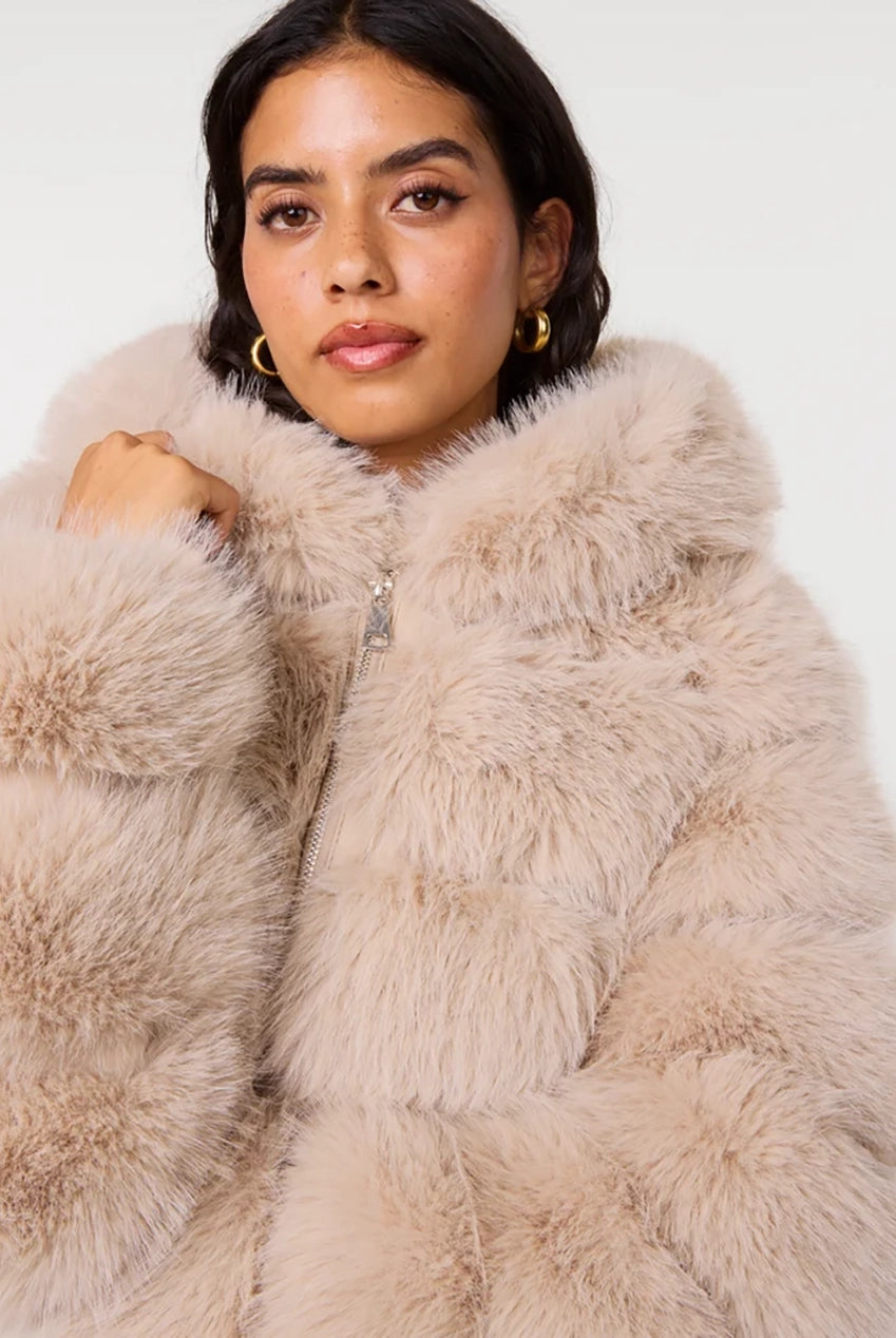Hooded Pelted Fur Jacket PV261100039