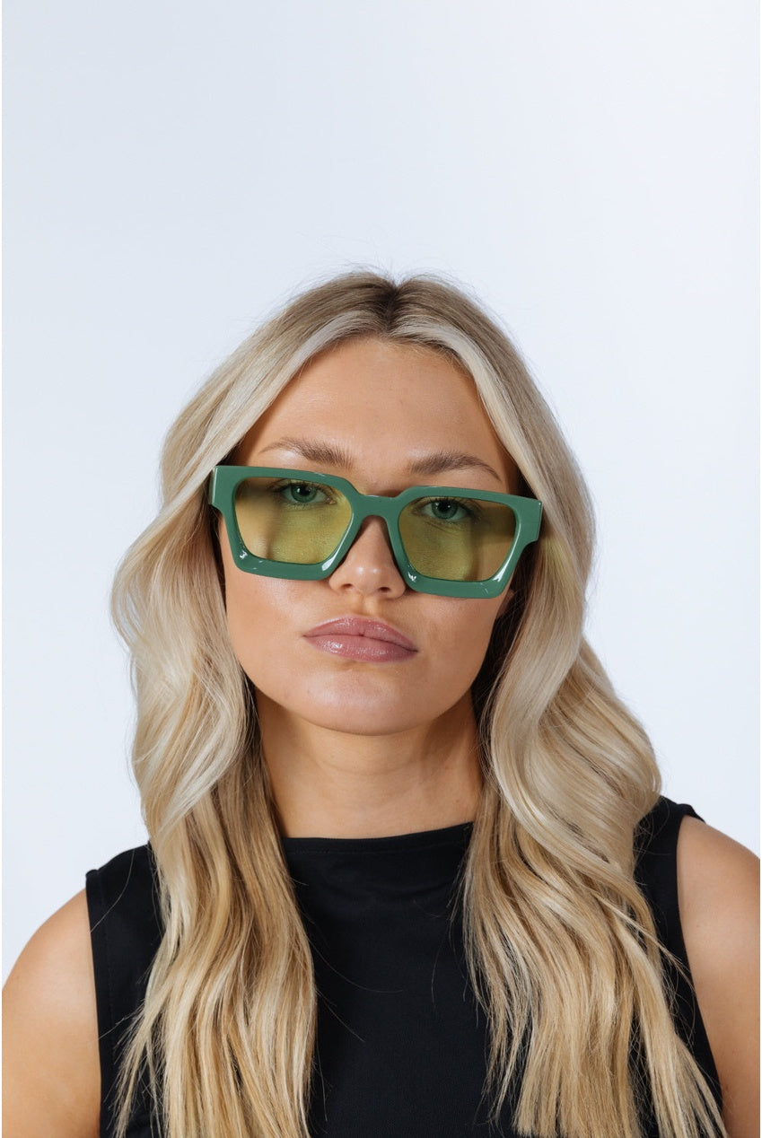 Square Retro Mint Green Sunglasses SG2500117